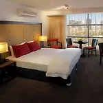 Medina Executive Northbank