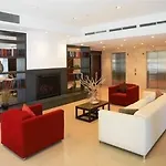 Medina Executive Northbank