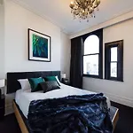 East Brunswick Hotel