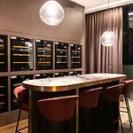 Stunning Opera Apartment-St Kilda Rd
