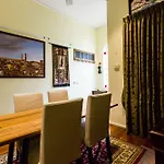 Alexander, 2Bdr South Melbourne House