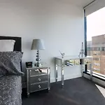 Owen - Soaring City Views Central Location