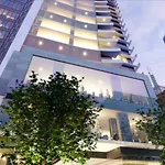 Owen - Soaring City Views Central Location