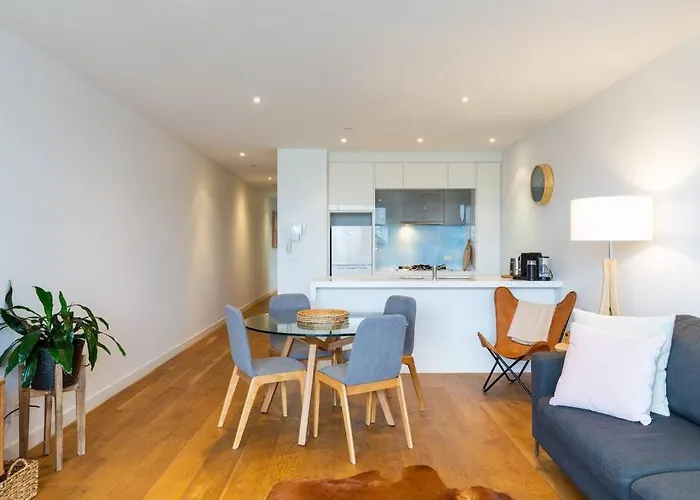 Port Melbourne - A Stay At The Bay