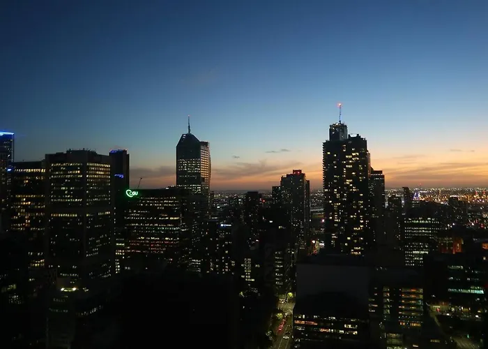 Unique Panoramic City View In Mel Cbd