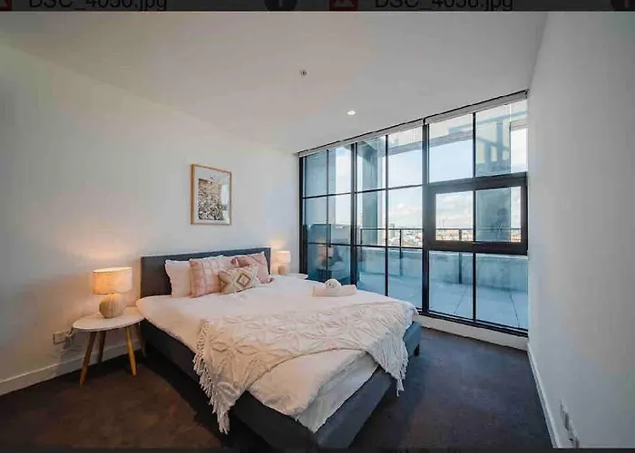 Stylish 1 Bedroom In Collingwood