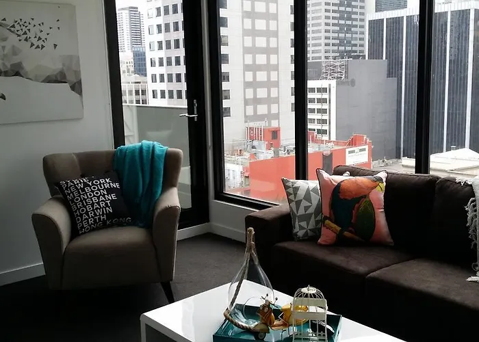 Anchor On Collins Urban Loft