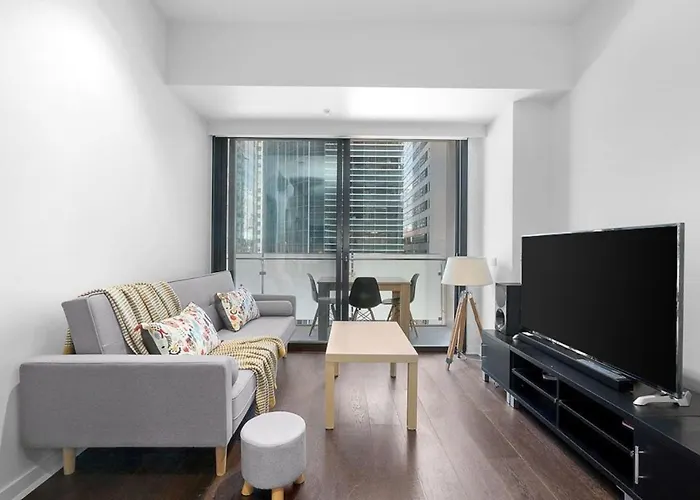 Cbd Serenity With Luxury Rooftop Pool And Parking