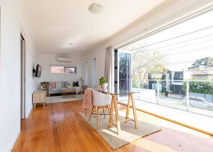 Elwood Star- Beachside Retreat