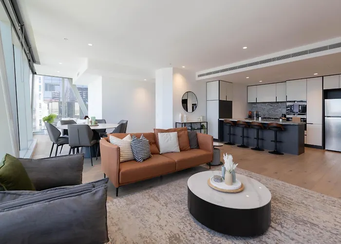 Supreme 3 Bedroom Apartment In Melbourne Cbd