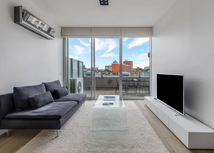 \'Swanston Central\' Wellness-Infused City Living