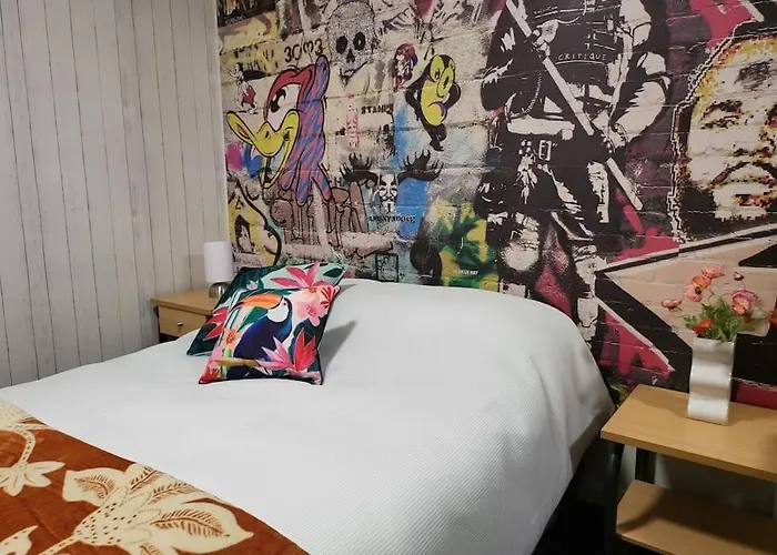 Amazing Studio Apartment Front Flinders Station