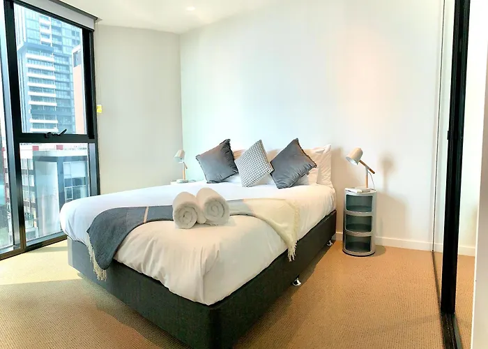 Readyset Apartments At Lighthouse