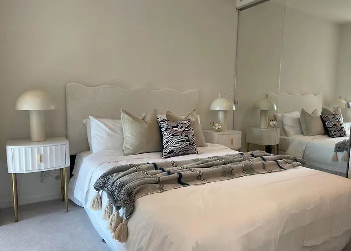 Australia108 1Bedroom Apartment L67