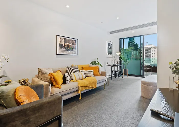 Central Entertainer With Panoramic City Views