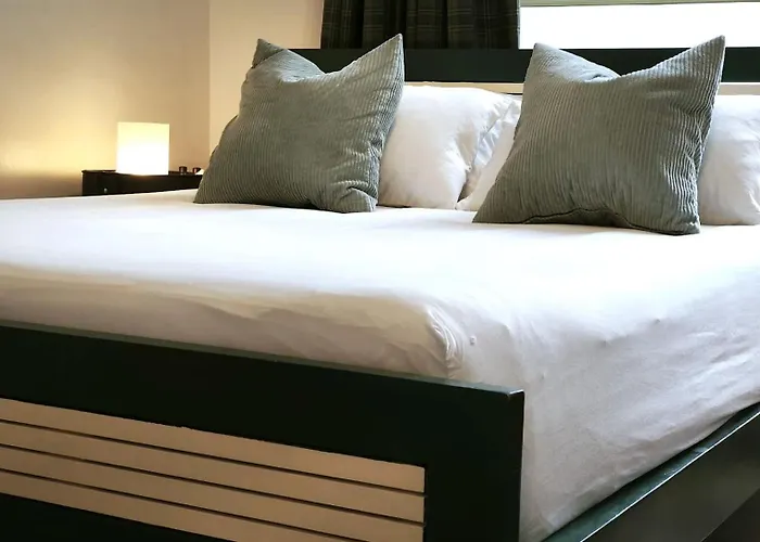 Cozy Fitzroy Delight