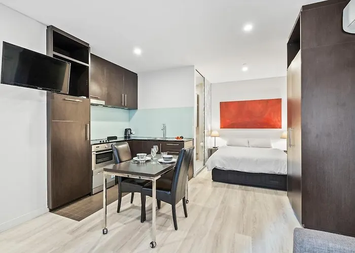 812 Studio Apartment Melbourne Cbd Collins St Oaks