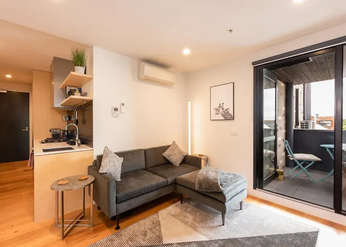 Modern 1 Bedroom Apartment In Brunswick East Near Cbd
