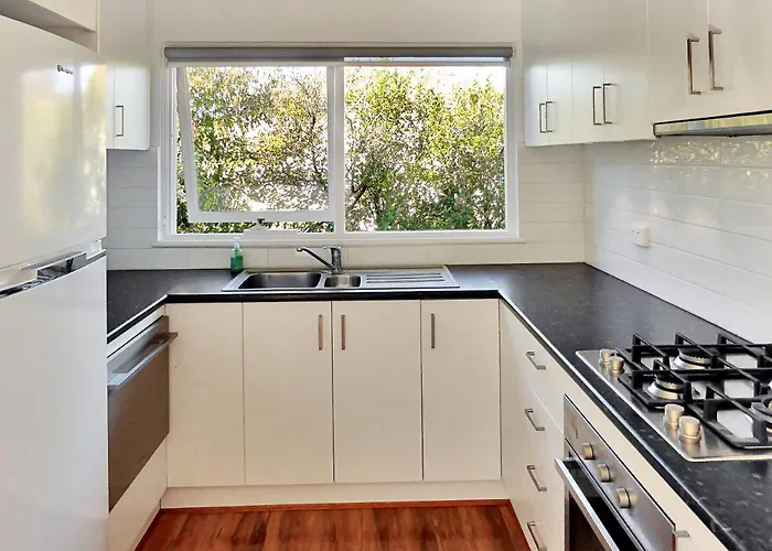 Glen Iris, Quiet Boutique 2 Bedroom Netflix, Wifi, Parking, Free Wine