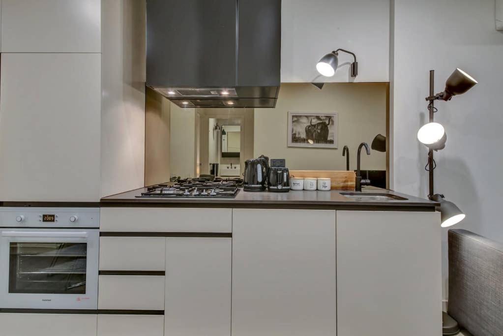 2br Suites On Bourke, Perfect Location, Views Apartment Melbourne