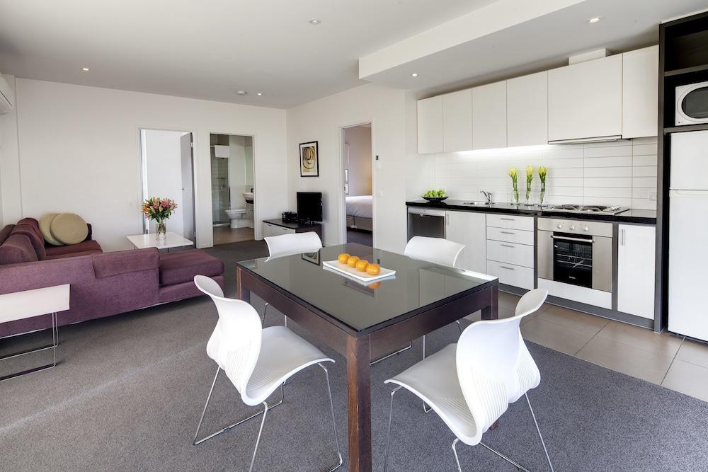 Aparthotel Punthill Essendon 4*