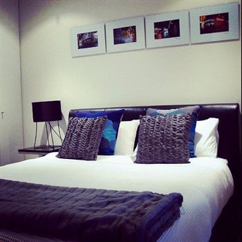Apartment About Melbourne