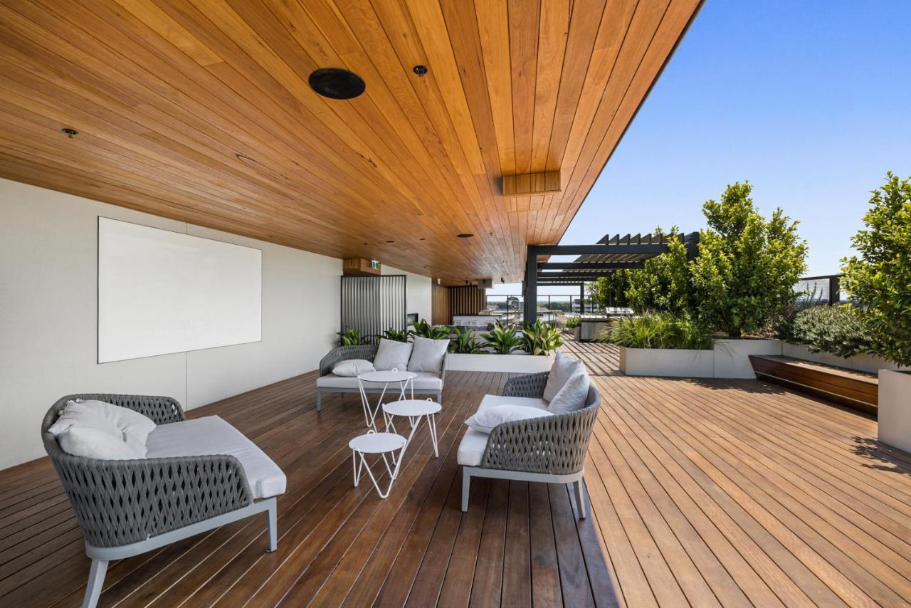 Luxe 3-bed Near Lygon St Bars And Dining Apartment Melbourne