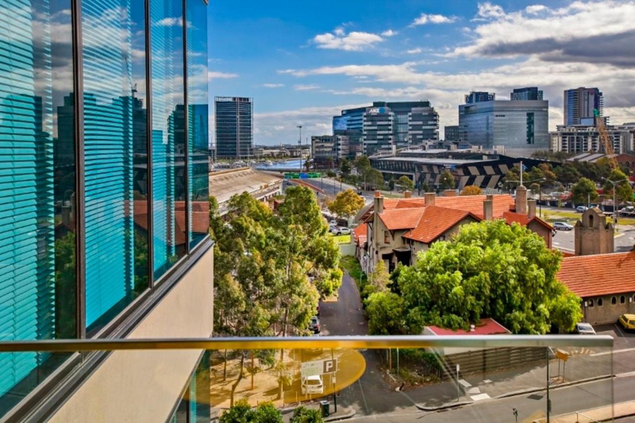 Flinders Wharf * Melbourne