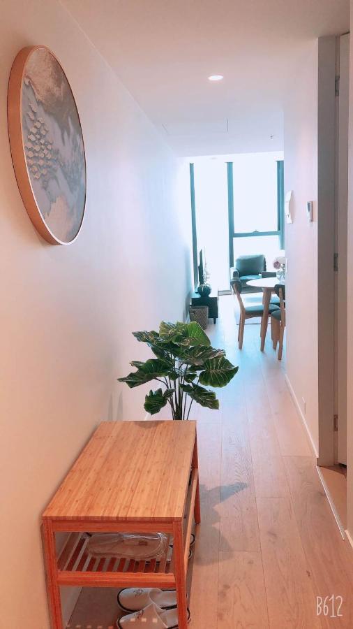 New Luxury 1br Apt, Infinity Pool Melbourne