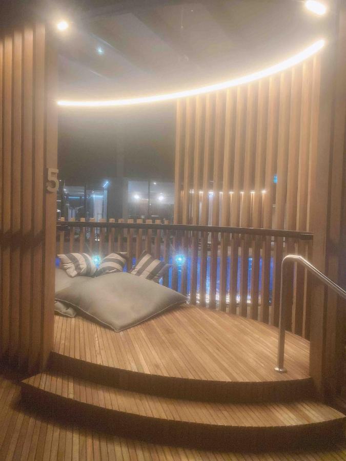 Apartment New Luxury 1br Apt, Infinity Pool
