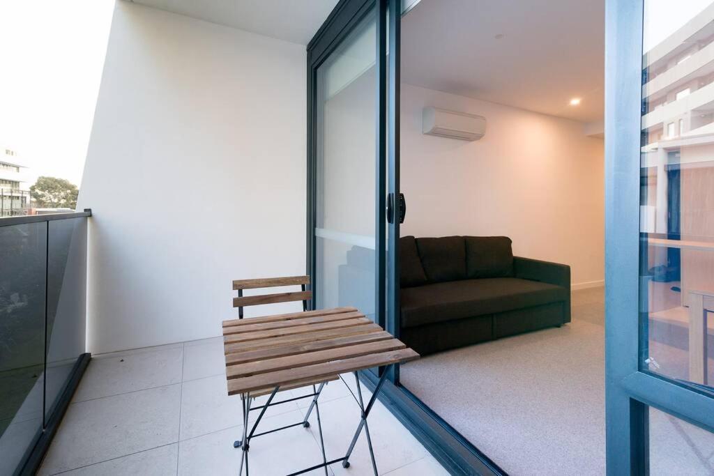 Spacious 2br Brunswick Apt Apartment Melbourne