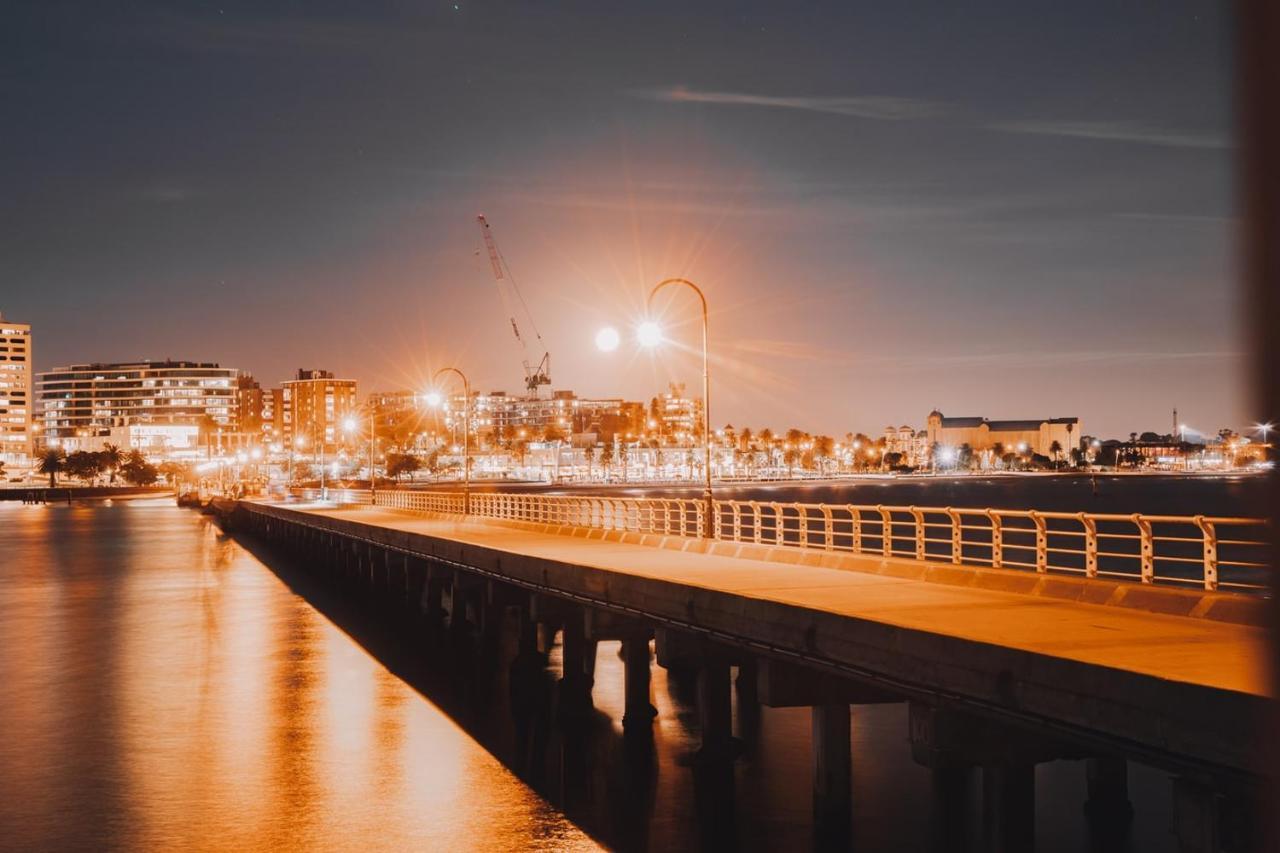 Cosy Walking Distance From Everything * Melbourne
