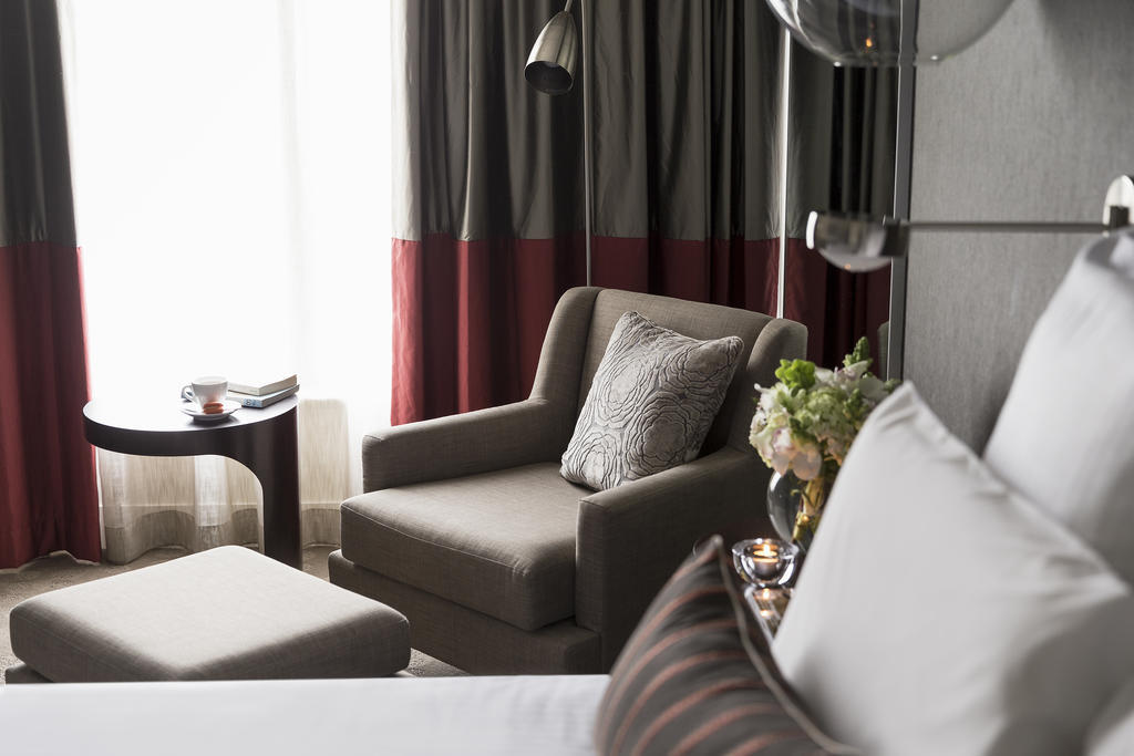 Pullman Park 5*