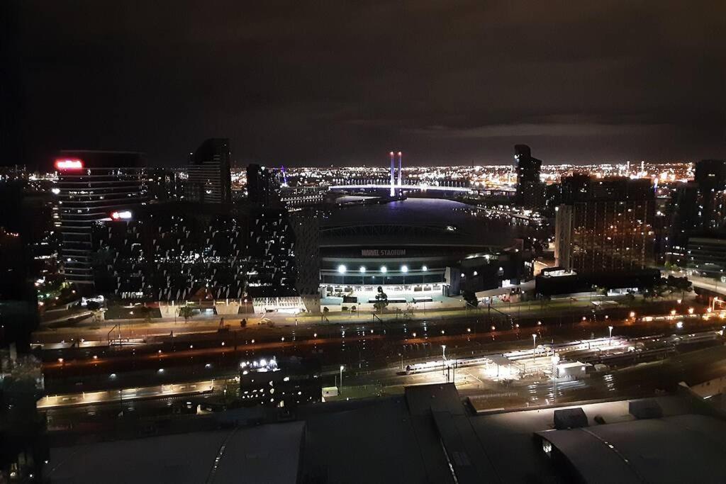 Cbd Water Views Wifi Netflix Apartamento *