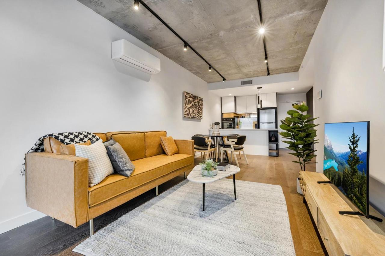 Near Botanic Garden With Gym, Sauna & Parking *