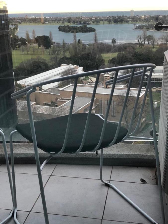 Apartment Readyset At Emerald