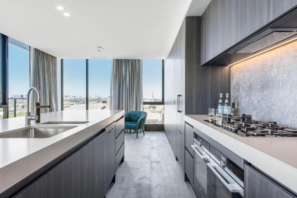 Apartment Luxury Penthouse With Astonishing Bay And Views *