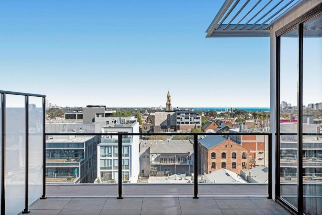 Luxury Penthouse With Astonishing Bay And Views Apartment