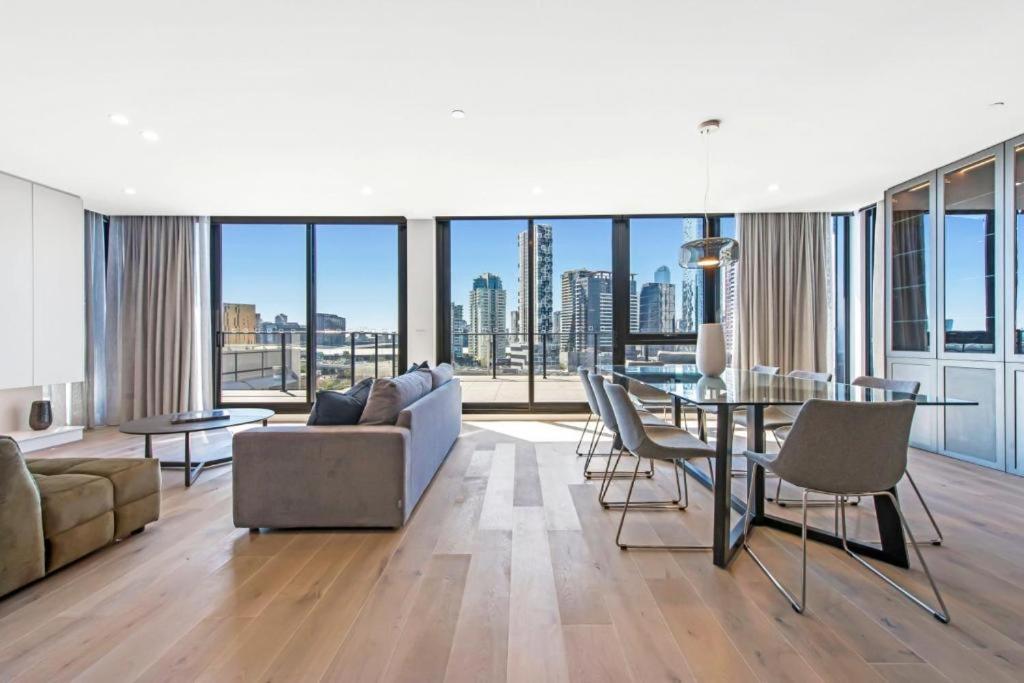 Luxury Penthouse With Astonishing Bay And Views Apartment *