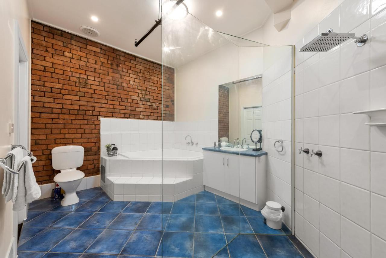 Staycentral - Heritage Warehouse Retreat