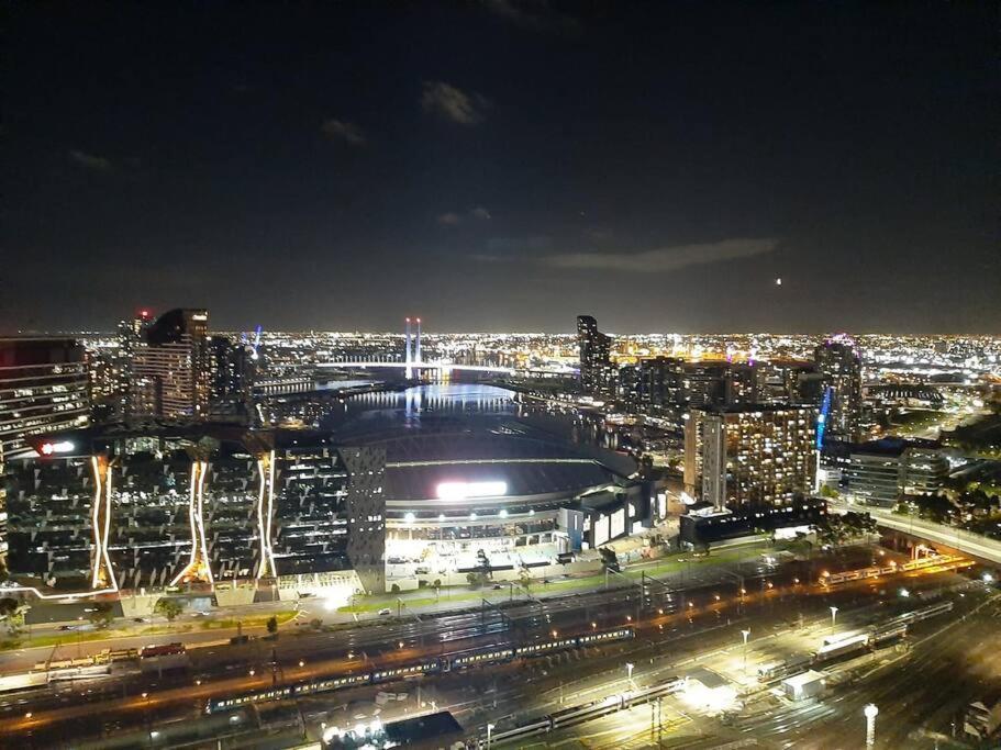 Marvel Stadium Views In Cbd * Melbourne