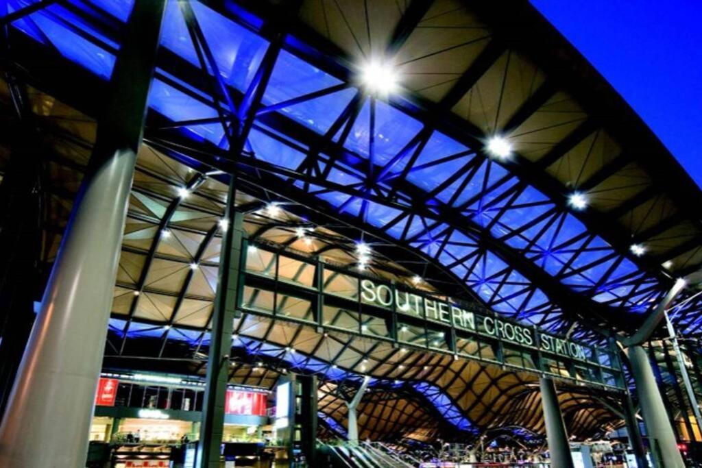 Marvel Stadium Views In Cbd *