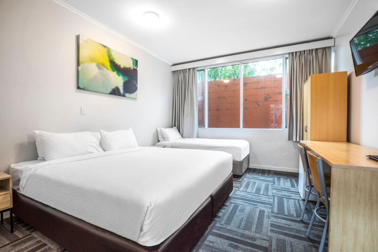 Meadow Hotel-motel