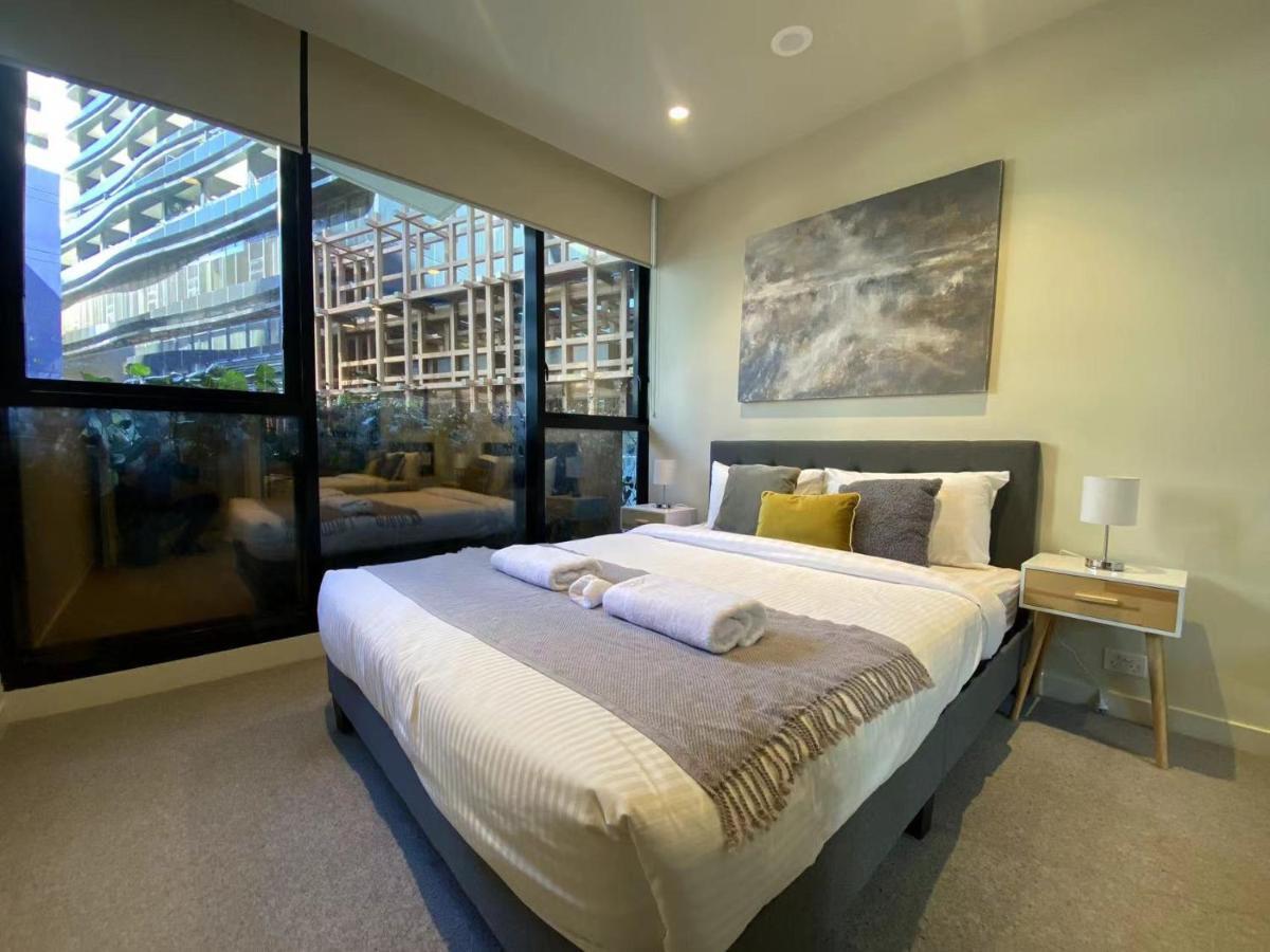 Beautiful Cozy In South Yarra Apartment *