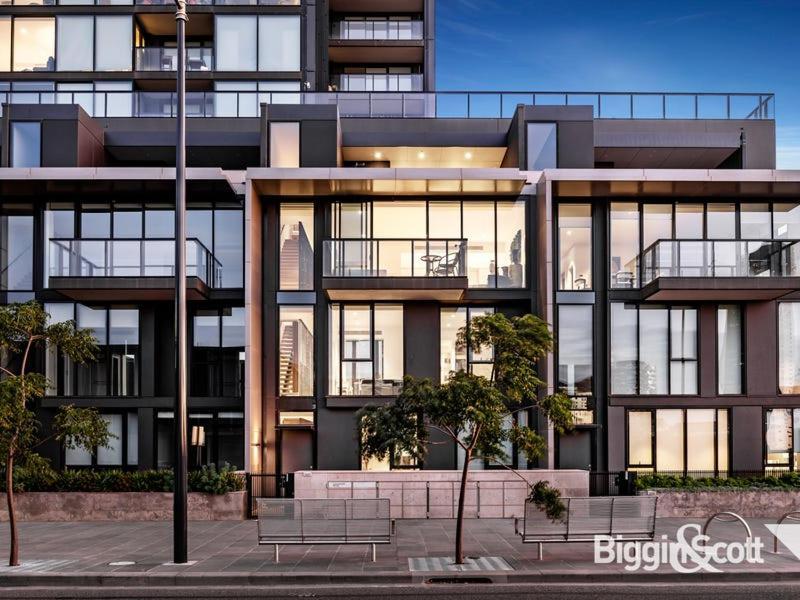 City Unique Waterfront Townhouse Melbourne