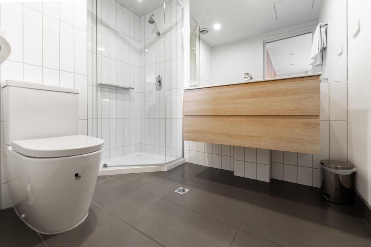 Fully Equipped Stylish 1br Unit With Wifi * Melbourne