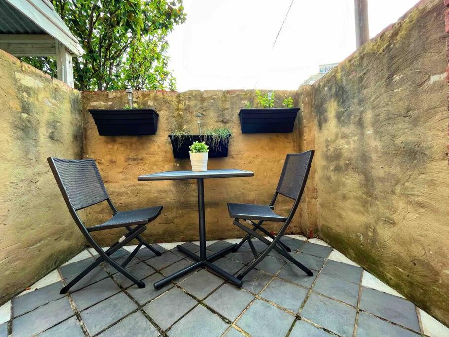 Cheerful 2 Bedroom Residential * Melbourne