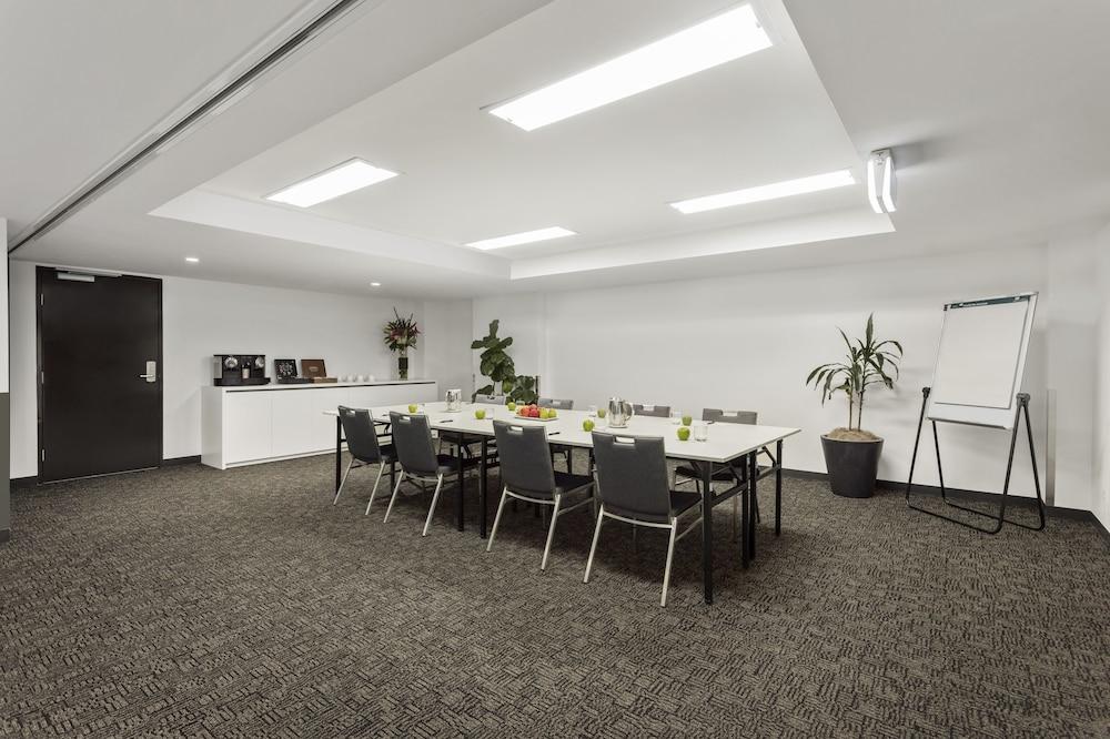 Aparthotel Corporate Living Abbotsford