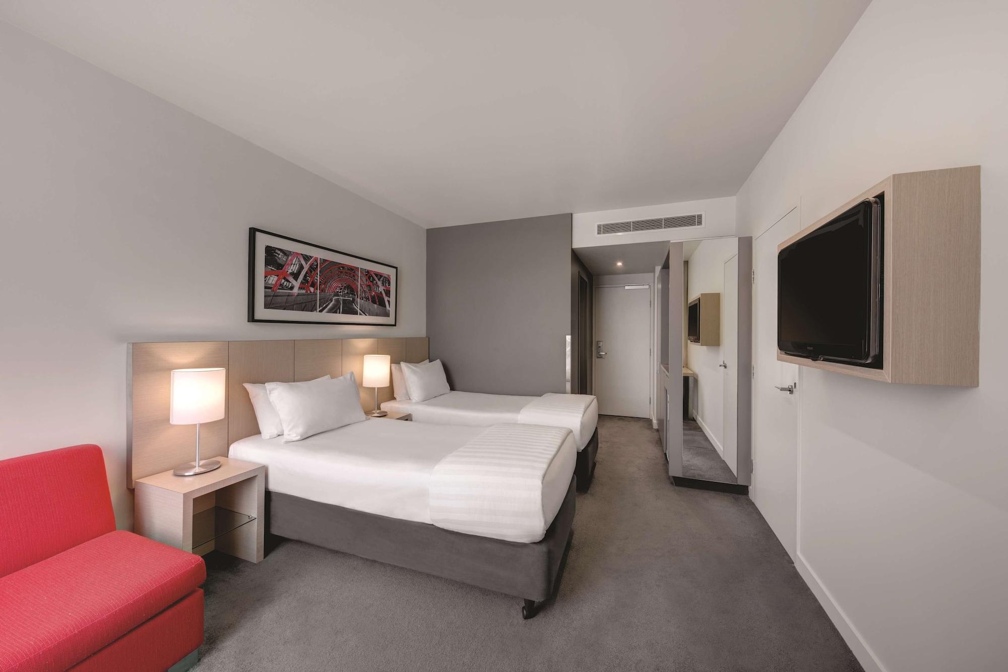 Hotel Travelodge Docklands Melbourne