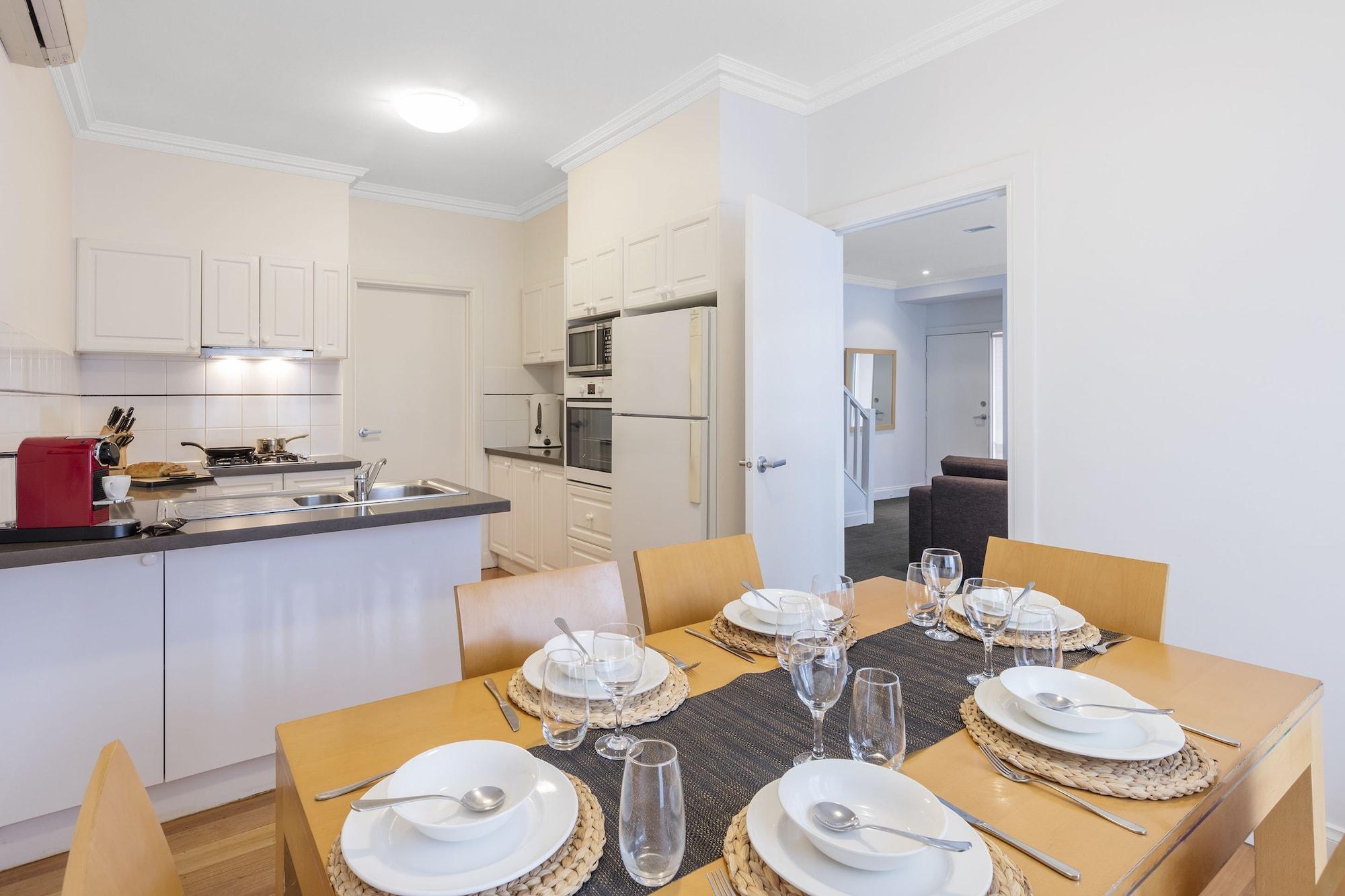 Kimberley Gardens Hotel, Serviced And Serviced Melbourne